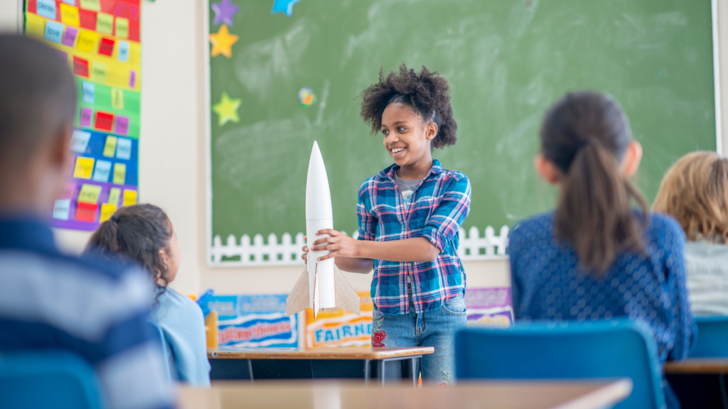 Organizing Educational Resources for Better Audience Learning