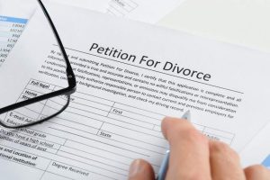 Complicated Divorce Process — Stay Organized Through Legal Steps